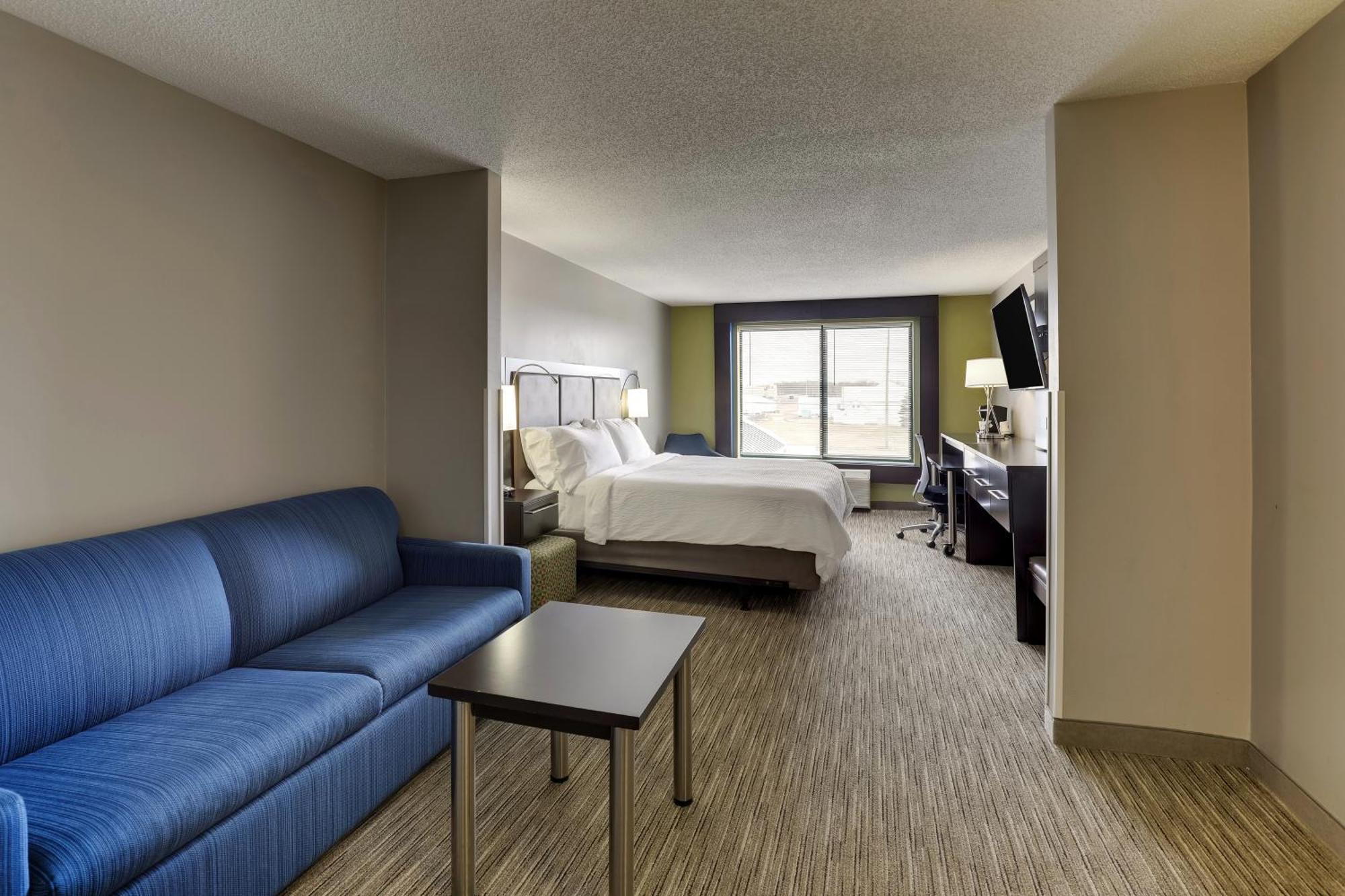 Express & Bryan-montpelier By Ihg Hotel 2*