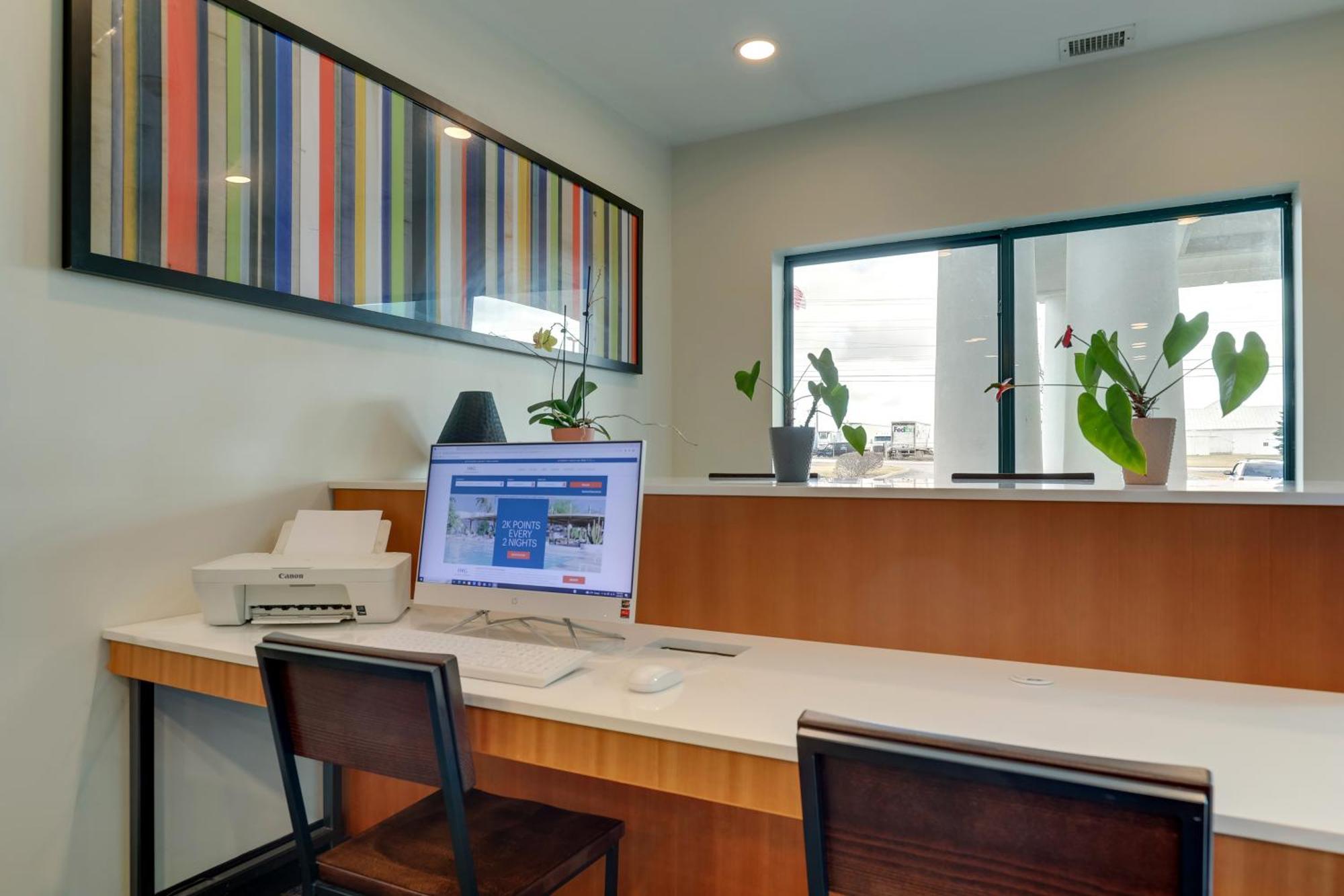 Hotel Express & Bryan-montpelier By Ihg 2*