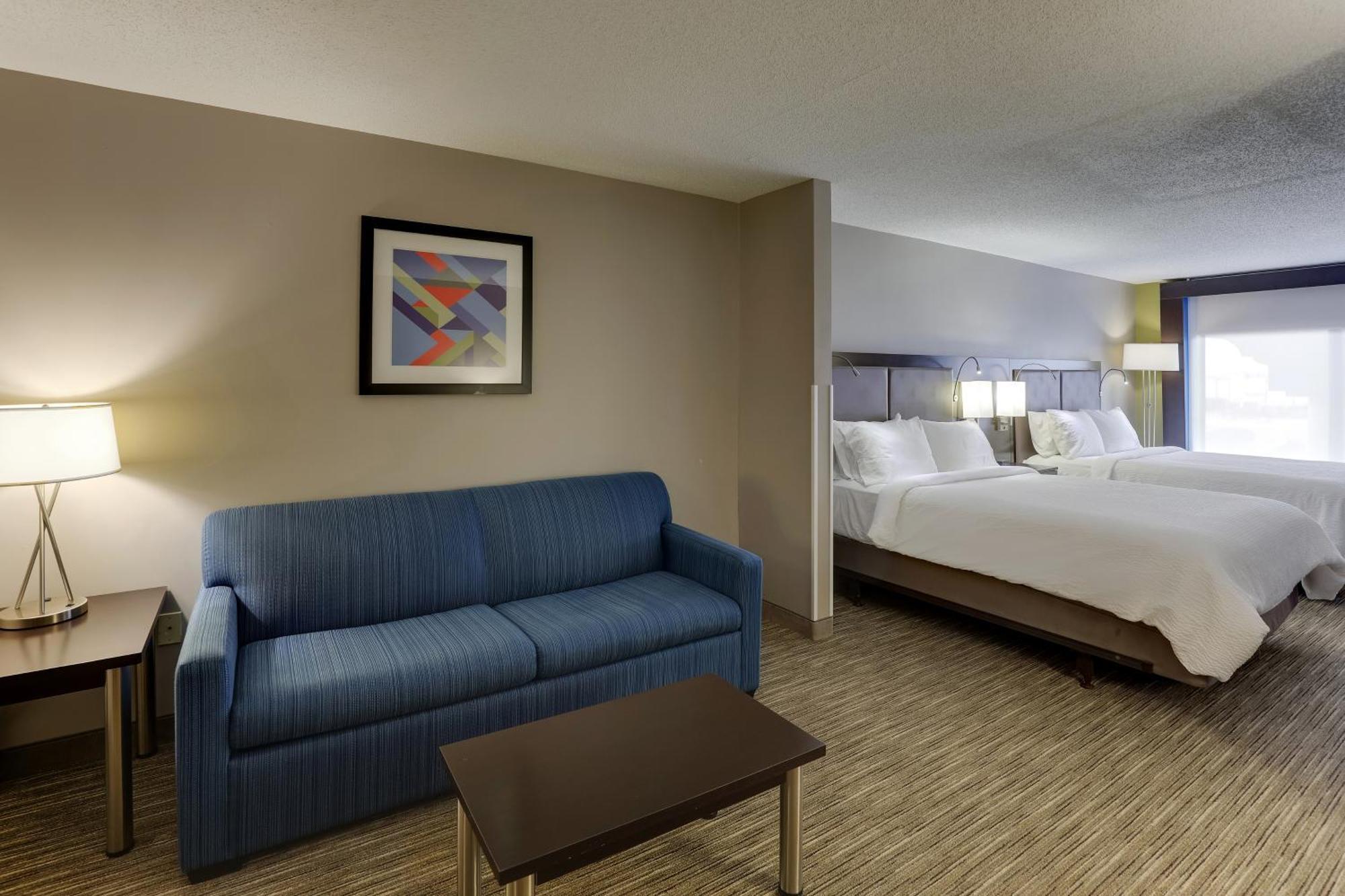 Express & Bryan-montpelier By Ihg Holiday City