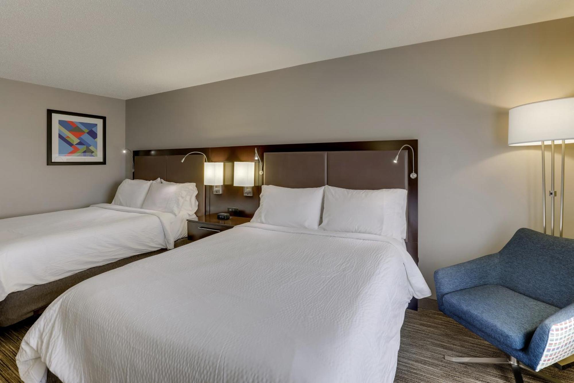Express & Bryan-montpelier By Ihg Hotel 2*