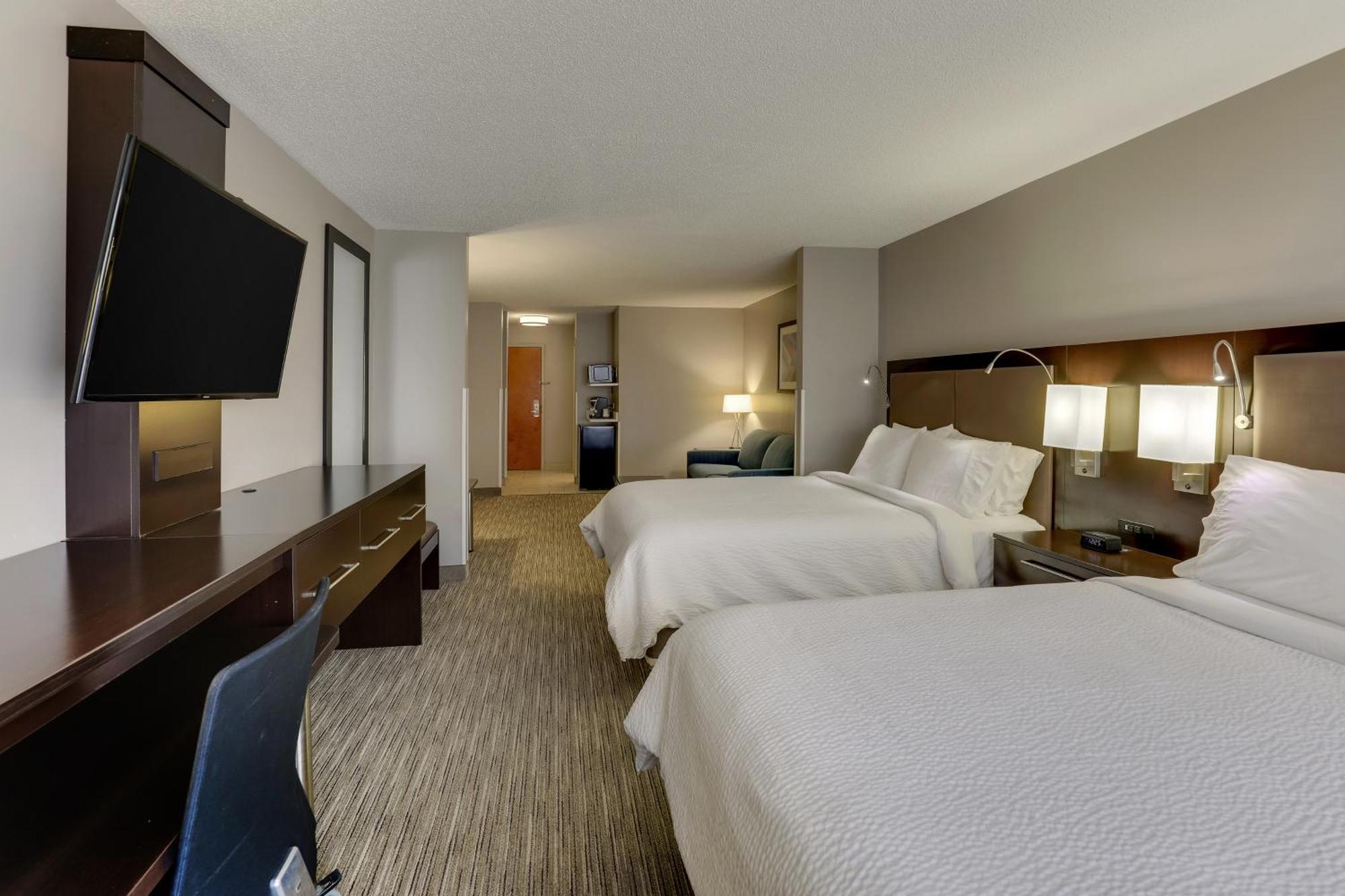 Express & Bryan-montpelier By Ihg Hotel