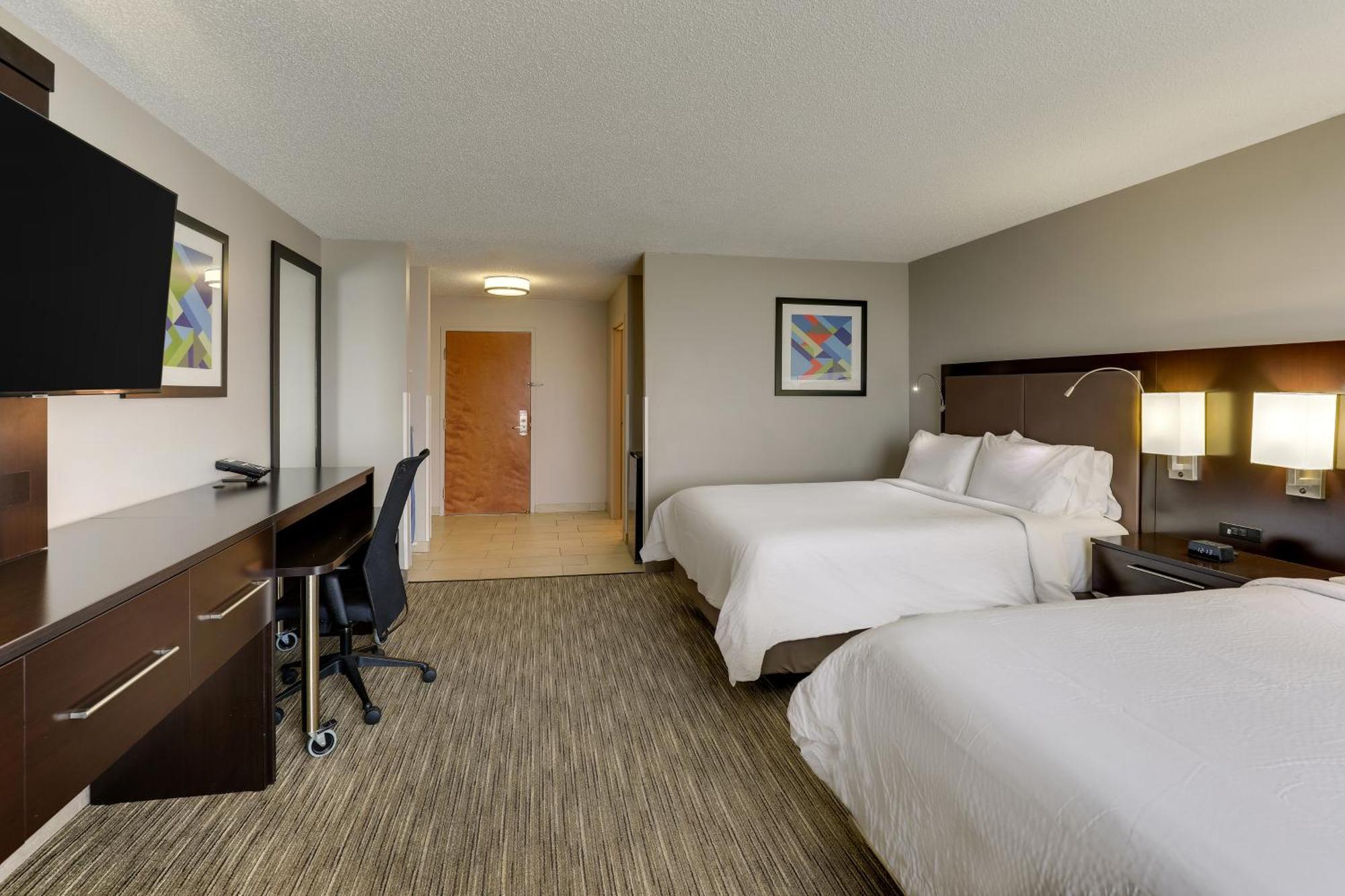 Express & Bryan-montpelier By Ihg Hotel 2*