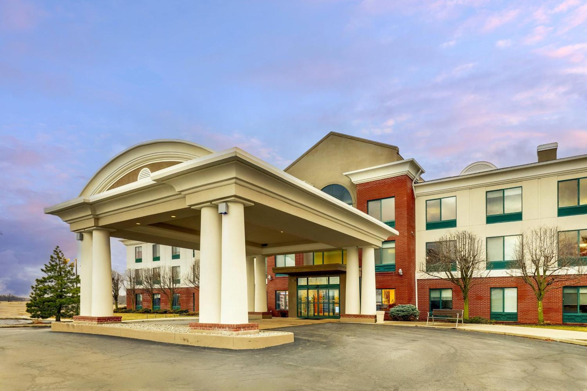 Express & Bryan-montpelier By Ihg Holiday City
