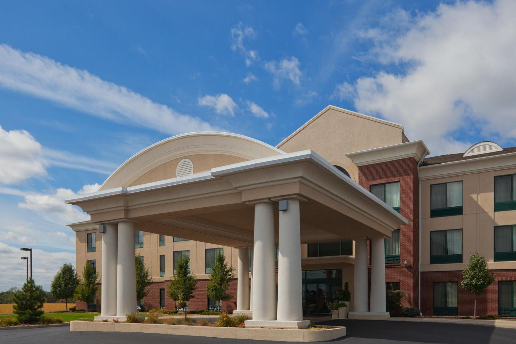 Express & Bryan-montpelier By Ihg Hotel Holiday City