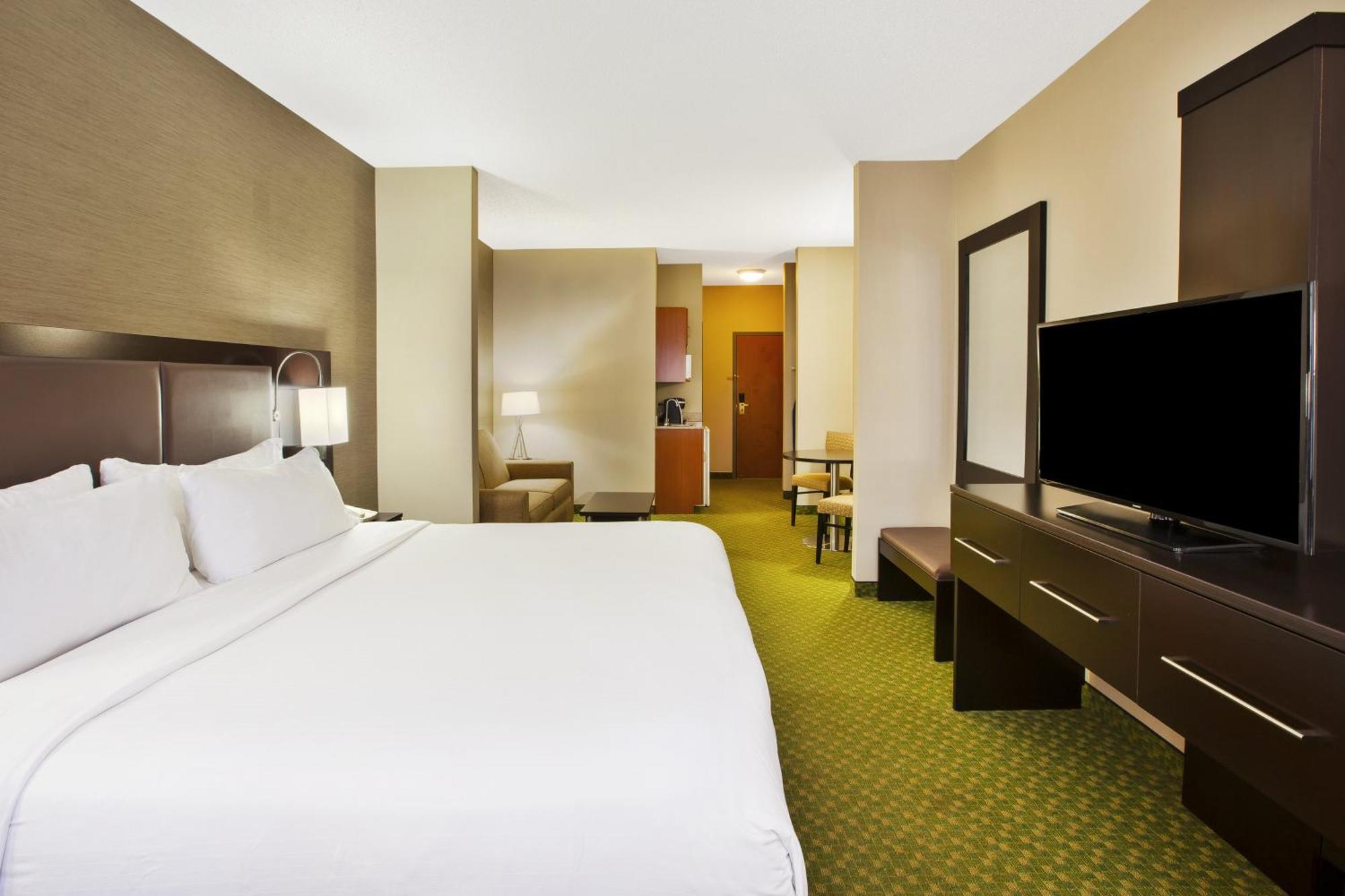 Hotel Express & Bryan-montpelier By Ihg 2*