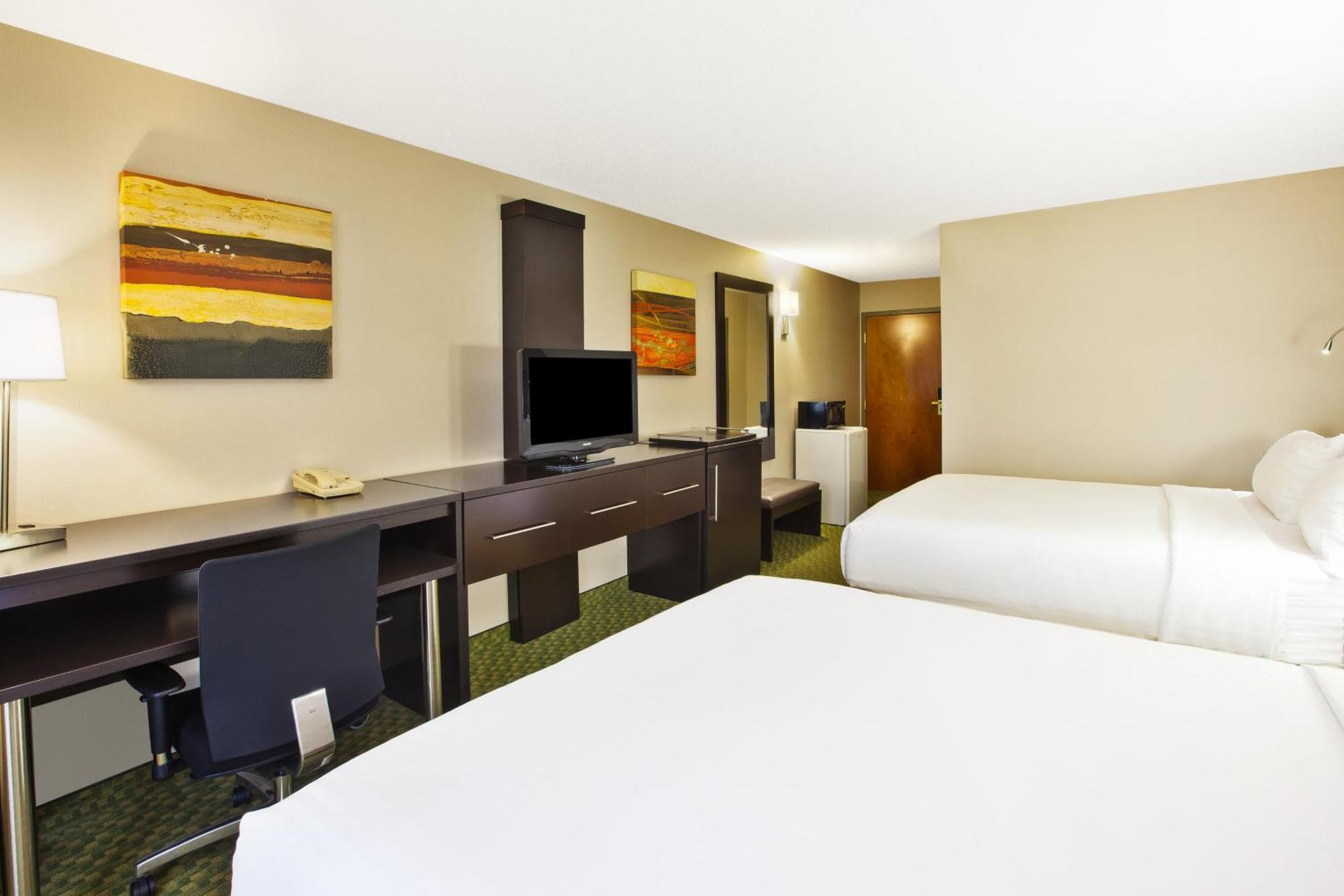 Hotel Express & Bryan-montpelier By Ihg 2*