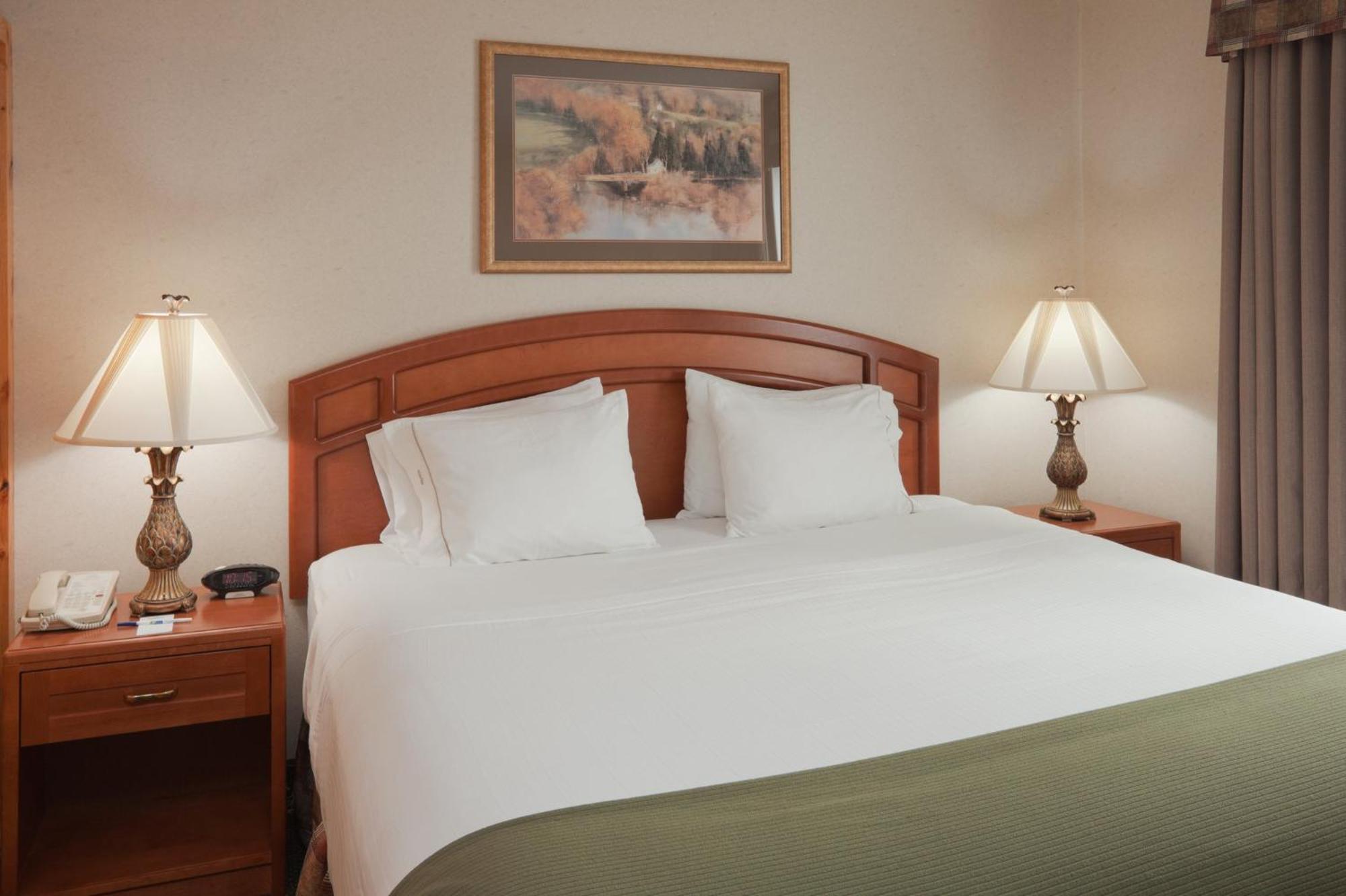 Express & Bryan-montpelier By Ihg 2*