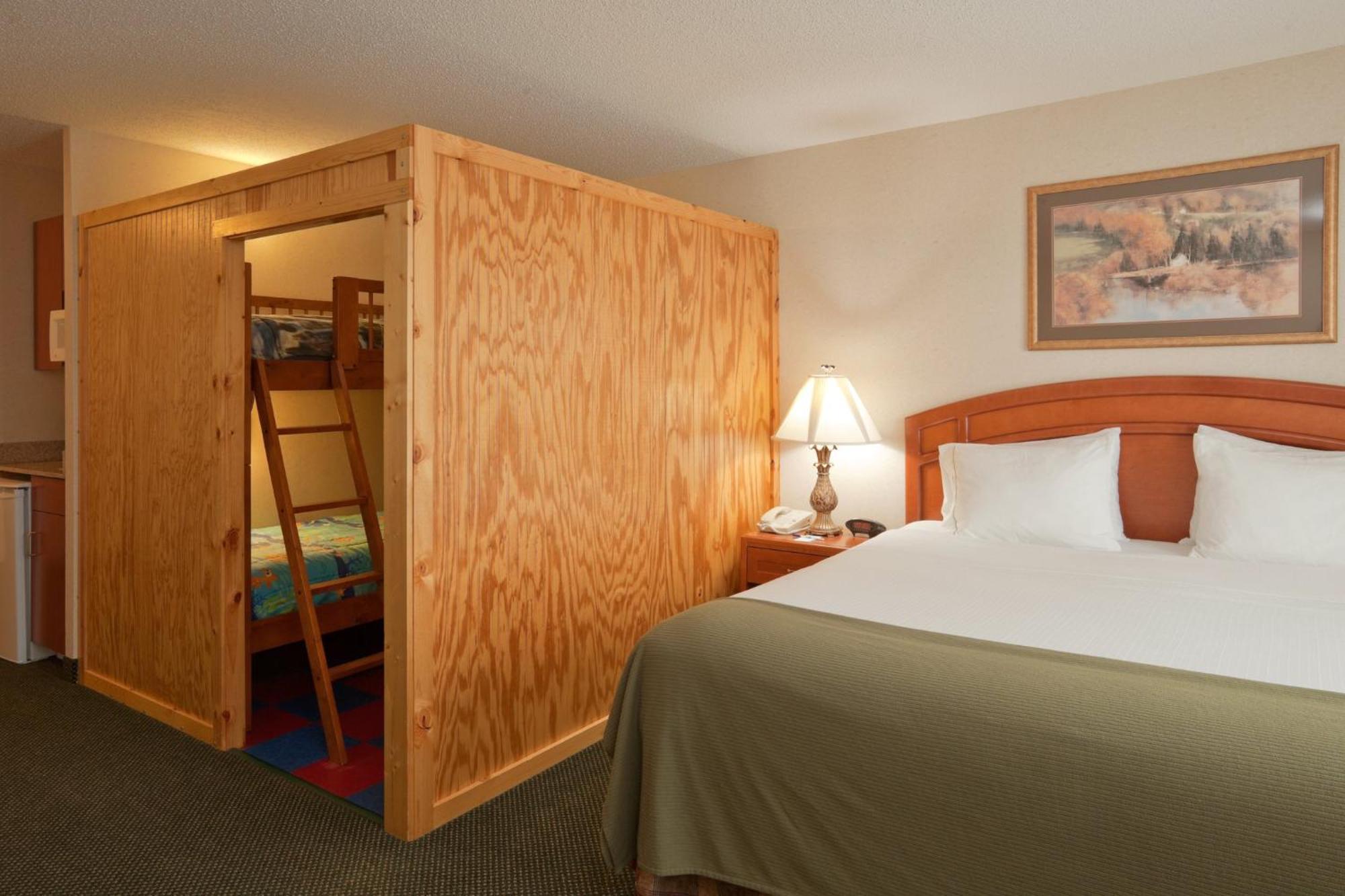 Hotel Express & Bryan-montpelier By Ihg